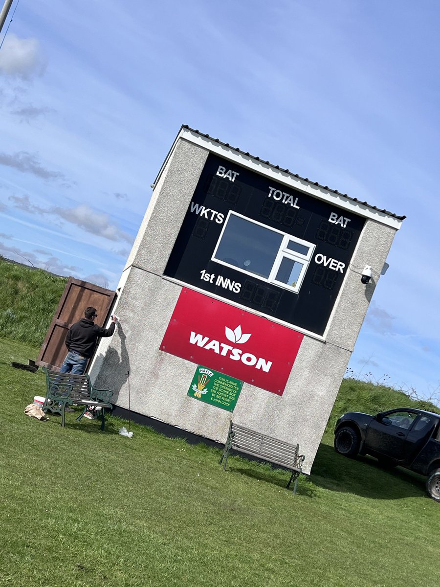 🧹🔨 Get Set Weekend 🔨  🧹 

Saturday 23rd March 10am start. 

So please, please book this day in your calendars and bring friends family anyone along and we will see you there 🔨🧹🏏

FREE @PhilpsPasties for an helper on the day.