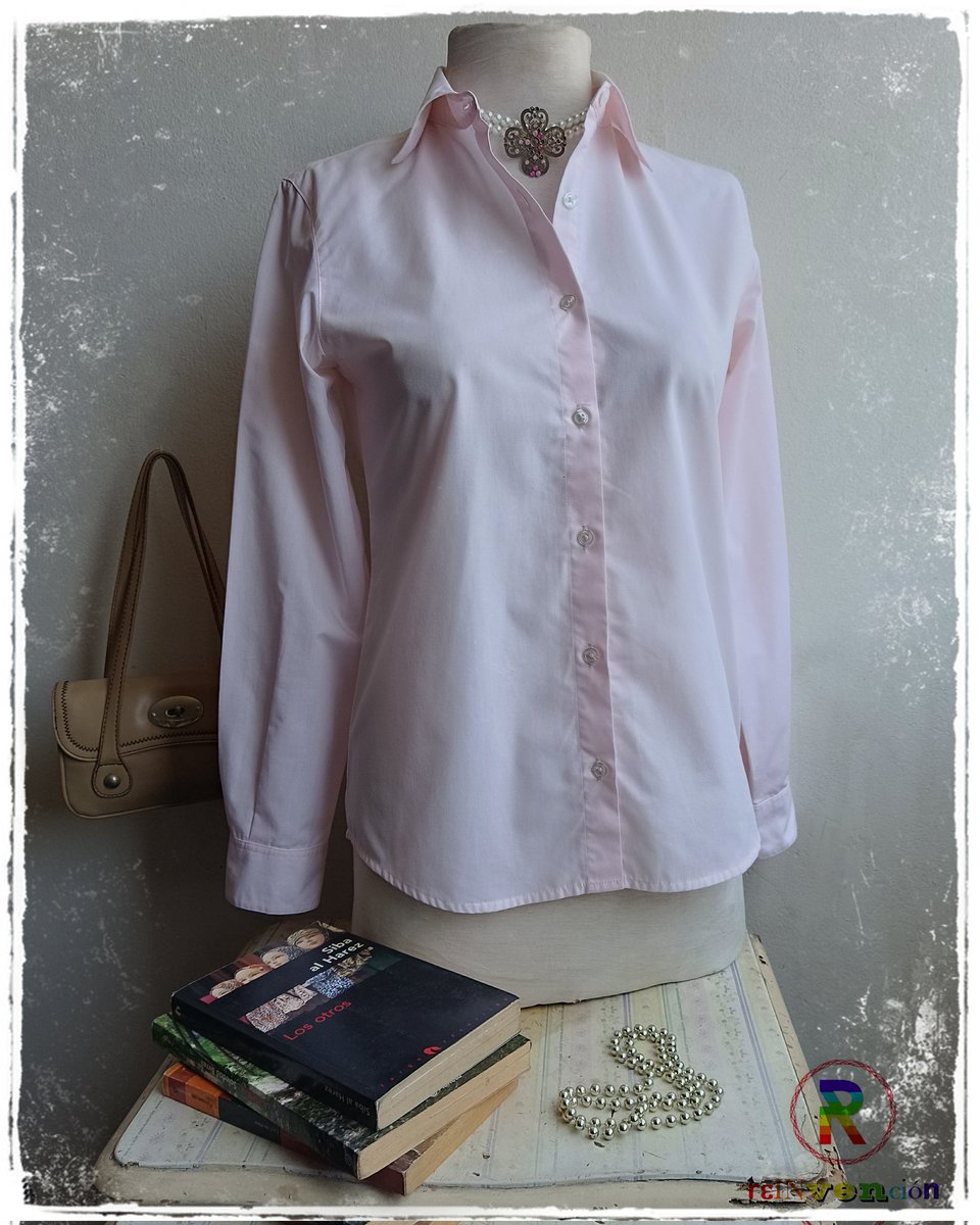 ReinvencionRopa's tweet image. Una blusa básica de algodón es algo que no te debe faltar, consigue esta hermosa blusita #Sybilla en color palo rosa. Está disponible en talla M a tan solo S/. 17 👀
Recuerda que envíamos a todo el Perú 🇵🇪