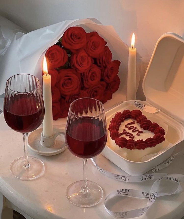 itsoundtainment's tweet photo. Happy Valentine’s Day! https://t.co/TadyCuwygw