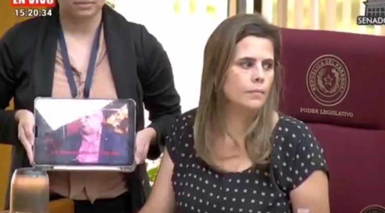 Sus métodos no me gustan, su payasería tampoco...
Lo que le hacen hoy, le potencia para mañana!
Va regresar con más fuerza.
<a href="/KattyaGonzalez9/">Kattya Gonzalez</a>