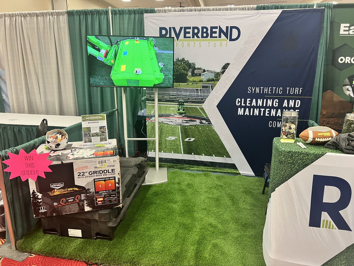 RiverbendTurf's tweet photo. If you are @Iaturfinstitute trade show, stop by let’s talk some synthetic turf maintenance and win a chance to take home a @blackstone griddle #safefields #longerturflife #springclean #syntheticturf https://t.co/5r6Z5xh4fS