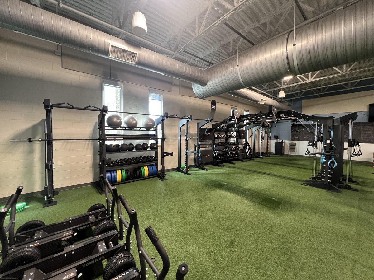 TorqueFitnessHQ's tweet photo. Redefining Spatial Adaptation & Function💥
The YMCA of the Pikes Peak Region @@ppymca trusted Torque to execute this project and with thoughtful design, we were able to reimagine & redefine what was once an underutilized & underperforming turf space.
#torquefitness #torquetank https://t.co/Qit6wBeM0G