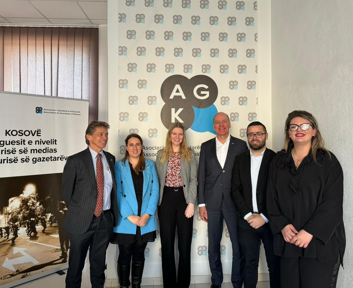 NLinKosovo's tweet photo. The Human Rights Ambassador @wjpgeerts held productive meetings with the Kosovo Journalists Association (@AGK_AJK @xhemajl_rexha) and @BIRN_Network, where they discussed media freedom and safety of journalists in Kosovo🇽🇰 https://t.co/7GEtGfOBBH