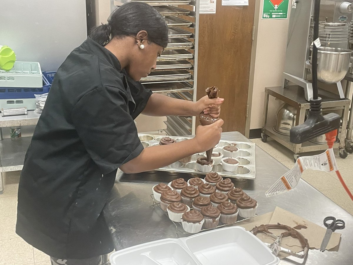 WestPointCTC's tweet photo. Valentine’s Day calls for chocolate cupcakes in Mrs. Crawford’s Culinary Arts class. #WPCTC #WPCSD #CTE #CTEMonth #TooMuchPoint https://t.co/BGHWE0gykC