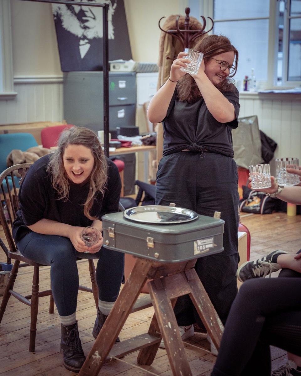 StowawayTheatre's tweet photo. Beautiful rehearsal shots from @PrimroseBigwood showing just how much fun we are having bringing 40 Elephants to life in the rehearsal room @CygnetTheatreuk
Tix selling fast for our dates @ExeterNorthcott @frontroomwsm @Gateway_Seaton > > >
https://t.co/v7kuX9Cnfw

#rehearsals https://t.co/yhQz8eJke2