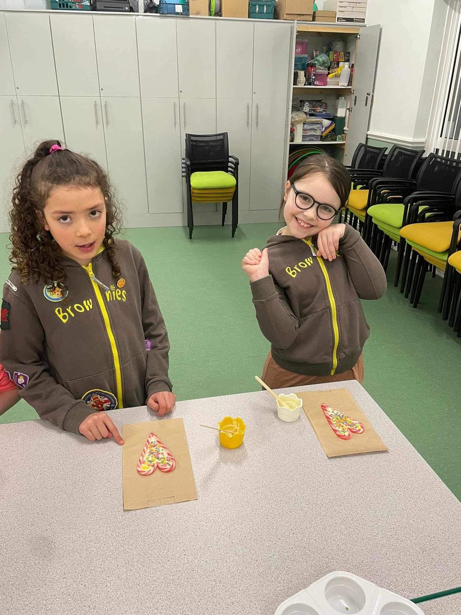 Girlguiding Gwent tweet media