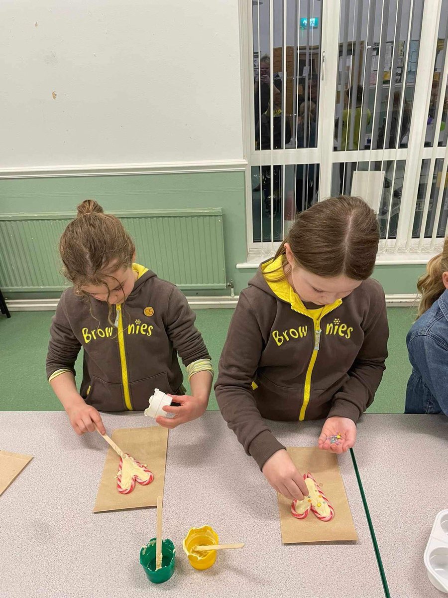 Girlguiding Gwent tweet media