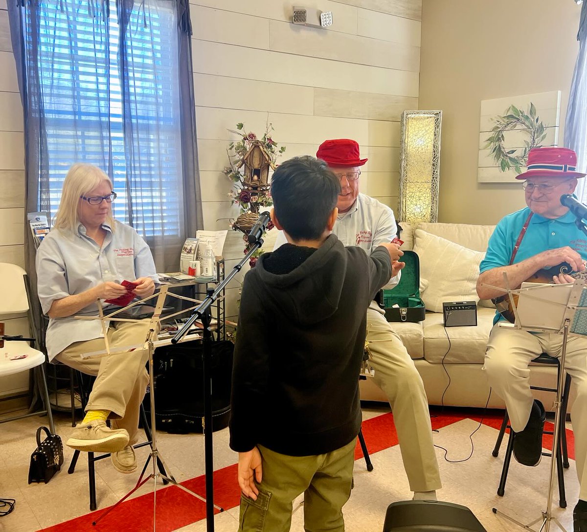 Jefferson County Schools (@jefcoed) on Twitter photo This morning, little cupids💕 from U.W. Clemon Elementary School delivered Valentine’s Day cards and treats to the Adamsville Senior Center!
#SpreadLove #ValentinesDay2024 #CommunityOutreach <a href="/uwclemontigers/">U.W. Clemon Elementary School</a> This morning, little cupids💕 from U.W. Clemon Elementary School delivered Valentine’s Day cards and treats to the Adamsville Senior Center!
#SpreadLove #ValentinesDay2024 #CommunityOutreach <a href="/uwclemontigers/">U.W. Clemon Elementary School</a>