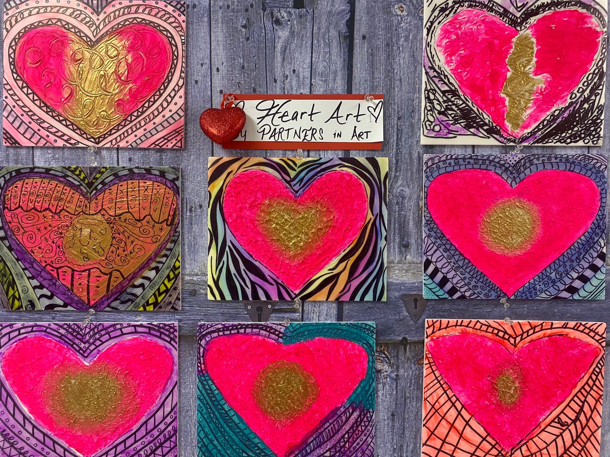 Partners in Art textured hearts for #ValentinesDay  <a href="/EFEAteaches/">EFEA</a> <a href="/EFWarriors/">Elizabeth Forward HS</a>  #art #linedesign #texture #heart