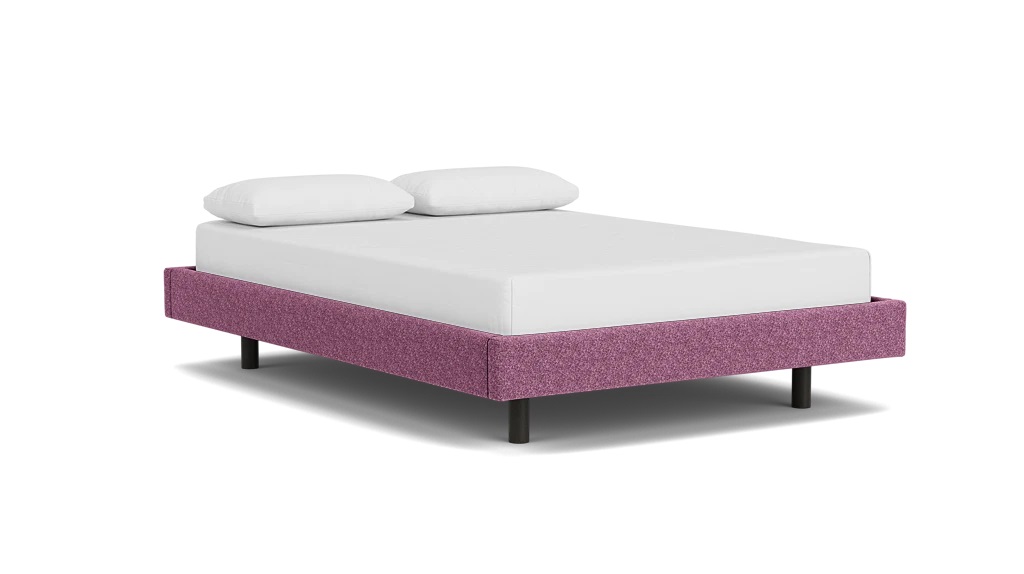 Celebrate love all month long with our Valentine's Day Home Decor. Create a romantic and cozy atmosphere with classic colors of red, white, pink, and purple. From EQ3, get inspired by our looks to set the mood for your special day. Happy Valentine's Day from our home to yours!