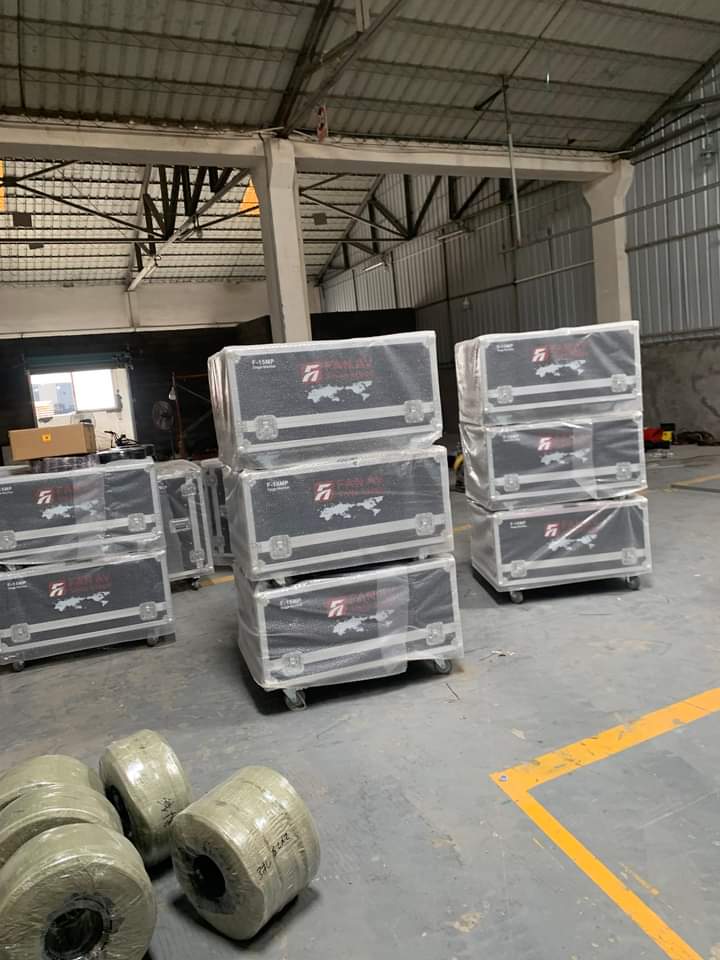 NewmanAVMatrix's tweet photo. 🚀Shipping Audio Visual
gears globally...🚒🚛
#ValentinesDay #audiovisual #trendingreels #TrendingNow #Trendings #TrendingHot https://t.co/laWfWHWSOz