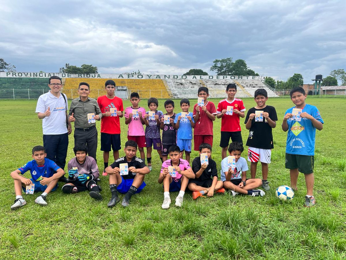 TarrilloDany's tweet photo. [Visitas clases vacacionales 2024]

Visitamos una academia de fútbol y a los estudiantes del Colegio Abilia Ocampo, compartiendo las matrículas y actividades 2024 del #ColegioAdventistaAltoMayo.
#EducaciónAdventista más que enseñanza #Perú #MNO #UPN. https://t.co/ai1PccV2PM