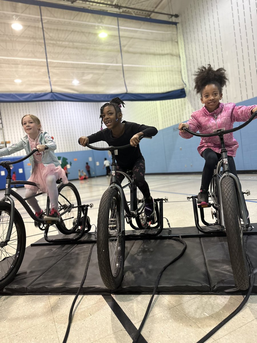 <a href="/GWCarver87/">George Washington Carver School 87</a> students have been learning about the Canal Towpath this week! Thanks to our partner <a href="/ourwaterways/">Reconnecting to Our Waterways</a> for bringing us out! We 💚sharing the importance of keeping our waterways clean. As one 2nd grader said, “We only have one planet, we have to protect it!” <a href="/IPSSchools/">IPS</a>