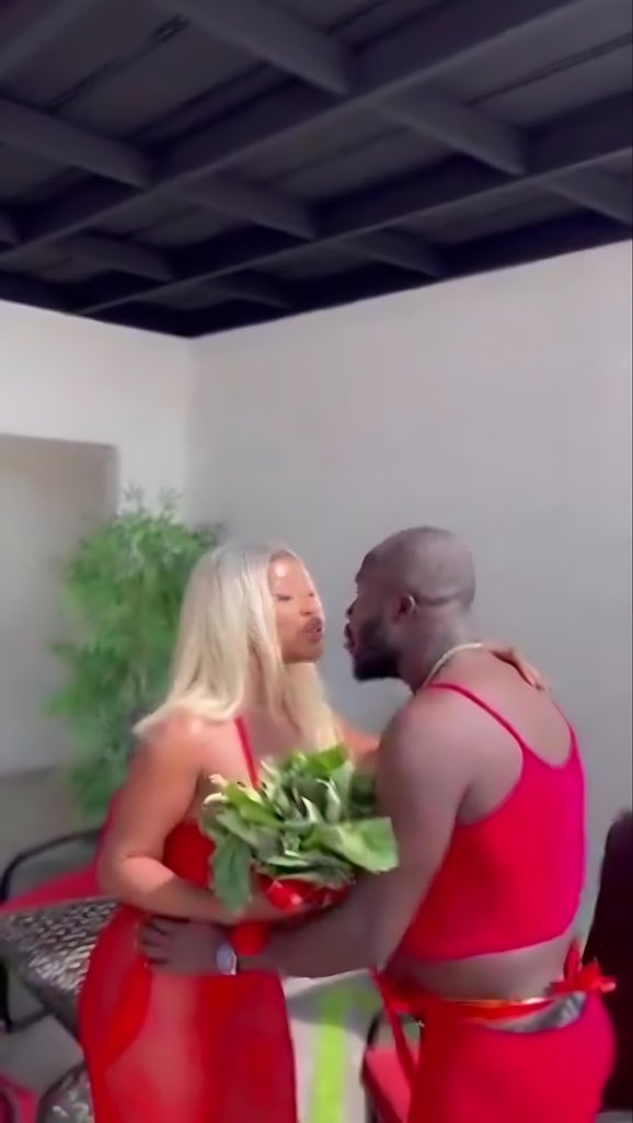 Albert Nat Hyde tweet media