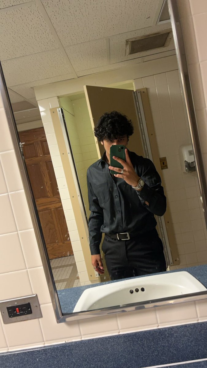 happy valneitnes day everone