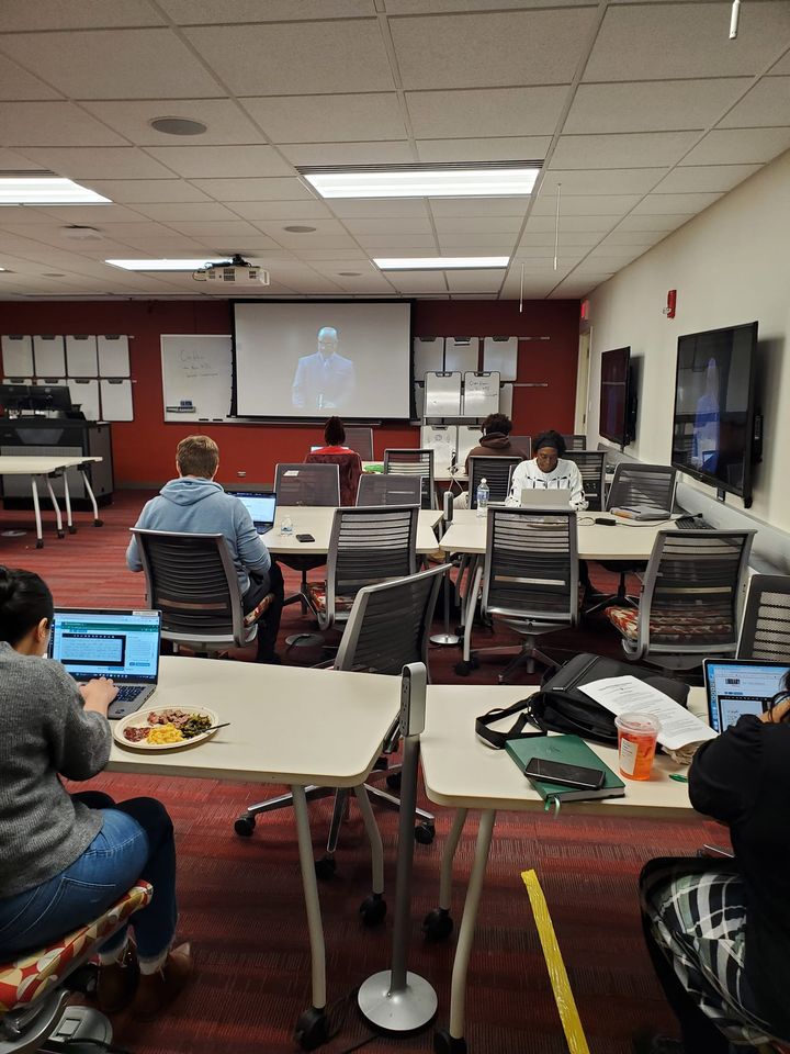 Spending some time with colleagues and our wonderful participants in Douglass Day 2024.
<a href="/UCLibraries/">UC Libraries</a> <a href="/UC_ArtSci/">UC_ArtSci</a> UC McNair Scholars Program #DouglassDay