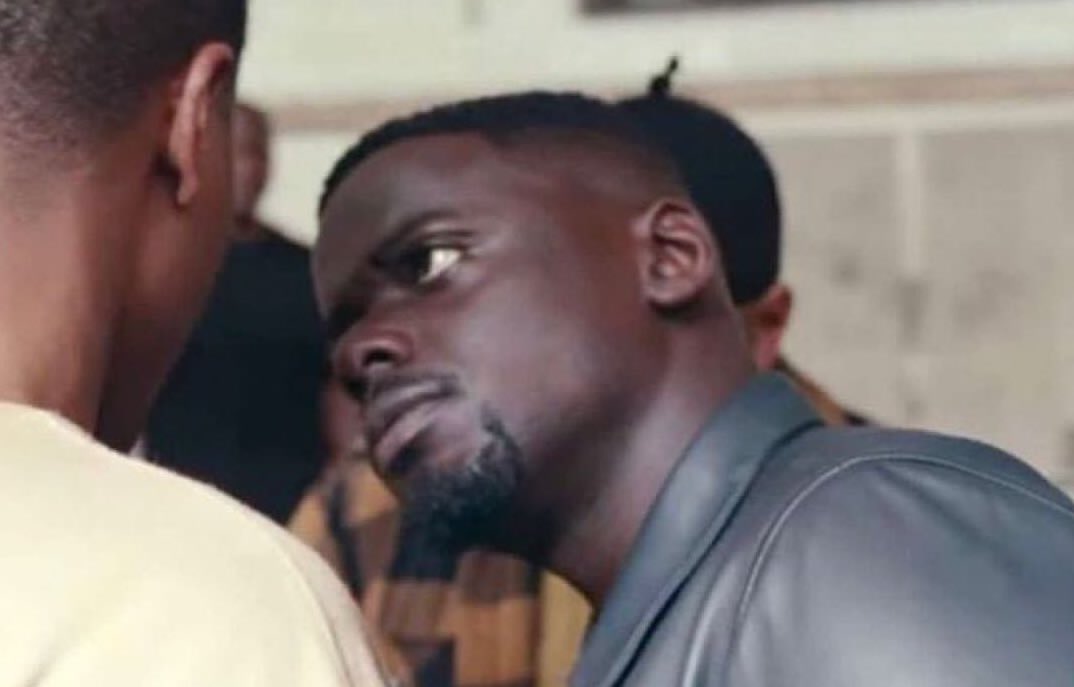 “He is way out of my league” give you Val gift and you rush collect am.......😳😳🙄.