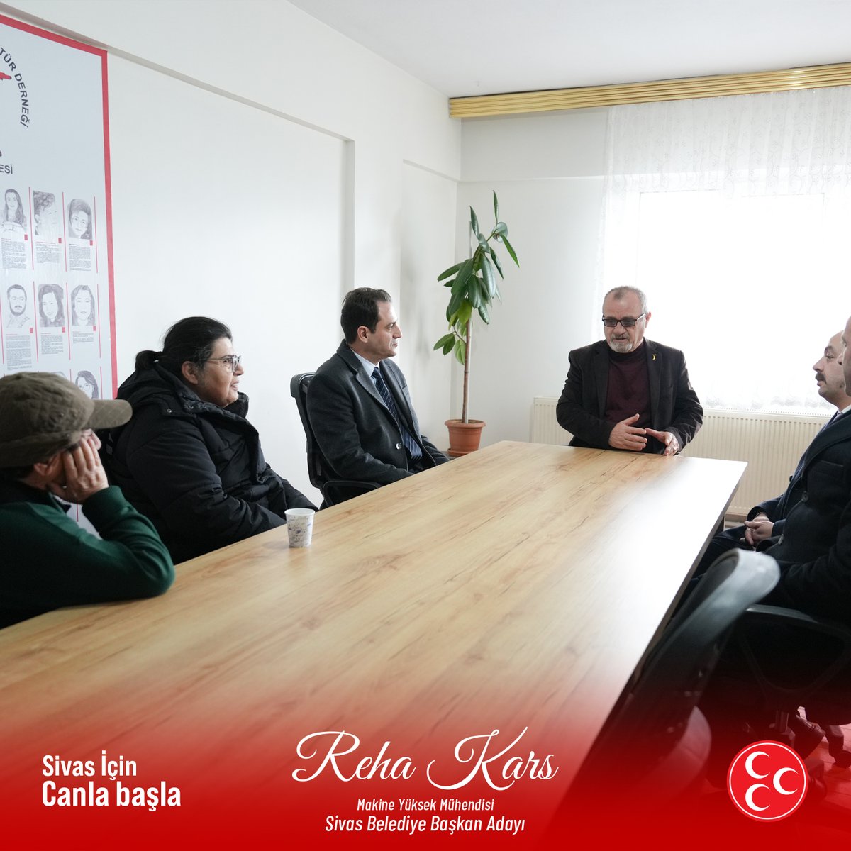 rehakars_mhp's tweet photo. Seçim ziyaretlerimiz kapsamında Pir Sultan Abdal Kültür Derneğini ziyaret ettik. Dernek başkanı Hidayet Yıldırım bey ve yönetim kurulu üyeleri ile karşılıklı düşüncelerimizi paylaştık. Misafirperverliklerinden dolayı çok teşekkür ediyorum.
#sivasiçincanlabaşla
@MHP_Bilgi 
@mhpsivasil 
@mhpsivasilce 
@sivasulkuocak