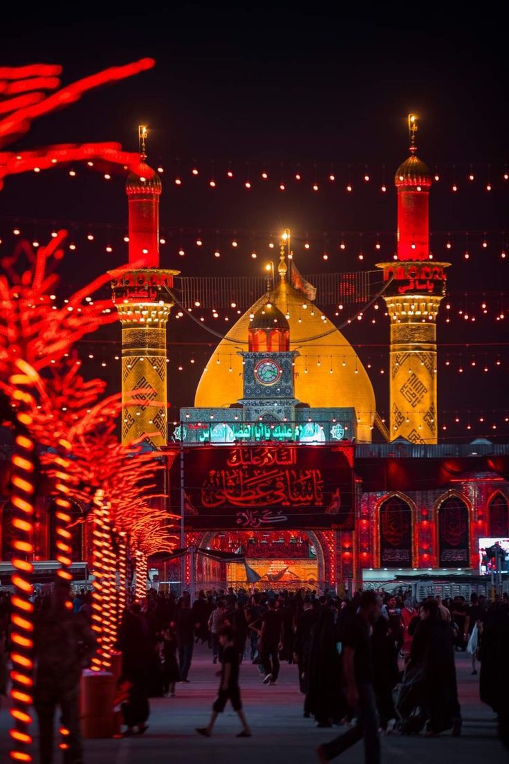 TweetsAmbi's tweet photo. Umr Bhar Jisne Na Manga Ho Khuda Se Kuch Bhi, Usne Abbas۴ Tere Aane Ki Dua Mangi Hai❤️

#جشن_اباالفضل_العباسؑ https://t.co/op5kWY93ZD