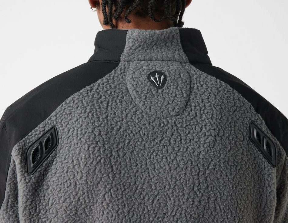 CaminoTV's tweet photo. La polaire Nike x Nocta à 131€ au lieu de 175€ avec le code VDAY24✨

Lien affilié https://t.co/wJLePTFlRM https://t.co/bHk4QZu3S8
