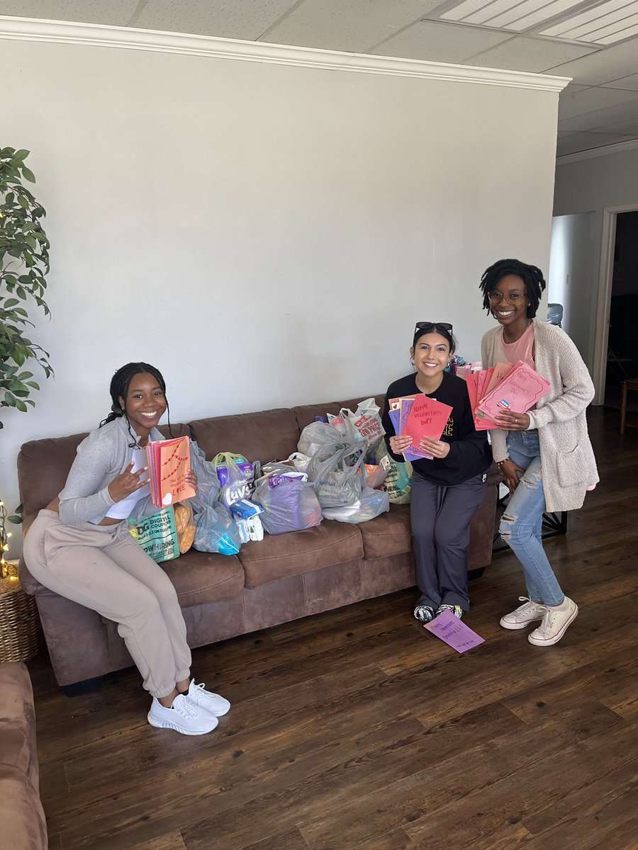 SHSU Poodles tweet media