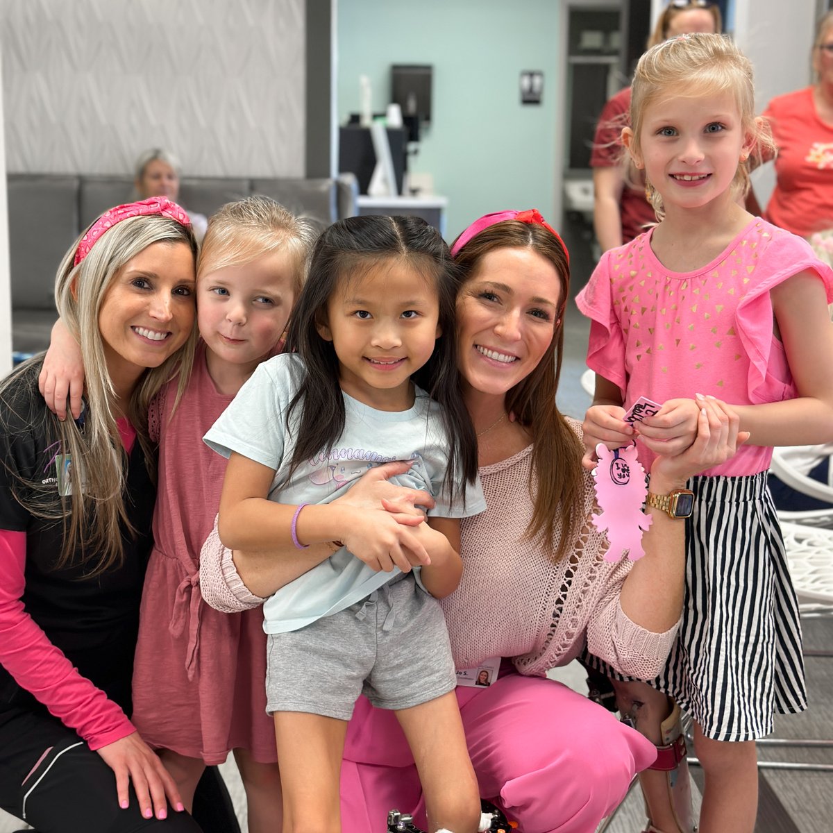 PaleyInstitute's tweet photo. Sharing love and laughter with our Paley Family made our Valentine's Bash truly magical! Thank you to all who joined us for an evening filled with joy and cherished memories.💜 #ValentinesBash #ValentinesDay #PaleyCare https://t.co/T7eChTvqND