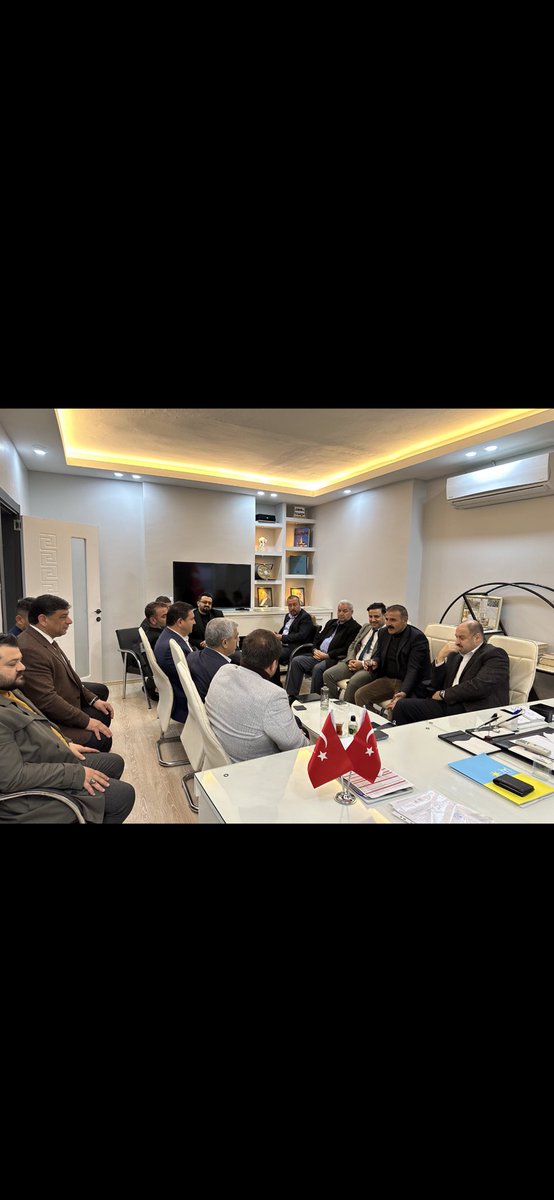 AvAliArusoglu's tweet photo. YRP Büyükşehir Belediye Başkan adayı Sn.Kasım Gülpınar, YRP İl Başkanı Sn.Ahmet Yetimoğlu ve beraberindeki heyet il başkanlığımızı ziyaret ettiler. Nazik ziyaretlerinden dolayı kendilerine teşekkür ediyor ve başarılar diliyorum. Kazanan Şanlıurfa olsun ☀️ https://t.co/RMD4CV8mco