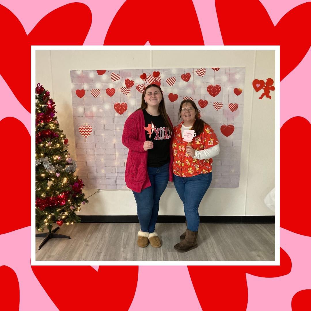 tidesfamilysvs's tweet photo. Happy Valentine's Day from your friends at Tides Family Services! 😍
Our team celebrated "Love Day" by gathering together for a potluck in Pawtucket today. ❤️ #TeamTides https://t.co/ujE1LWIFwB