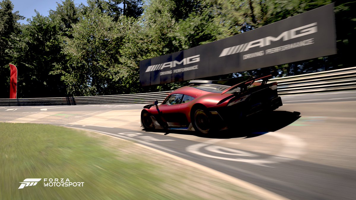 lockdowntechUK's tweet photo. Nordschleife! Great work @ForzaMotorsport loving the track! 
#forza #xbox #GamePass https://t.co/Vo3CnKZIMf