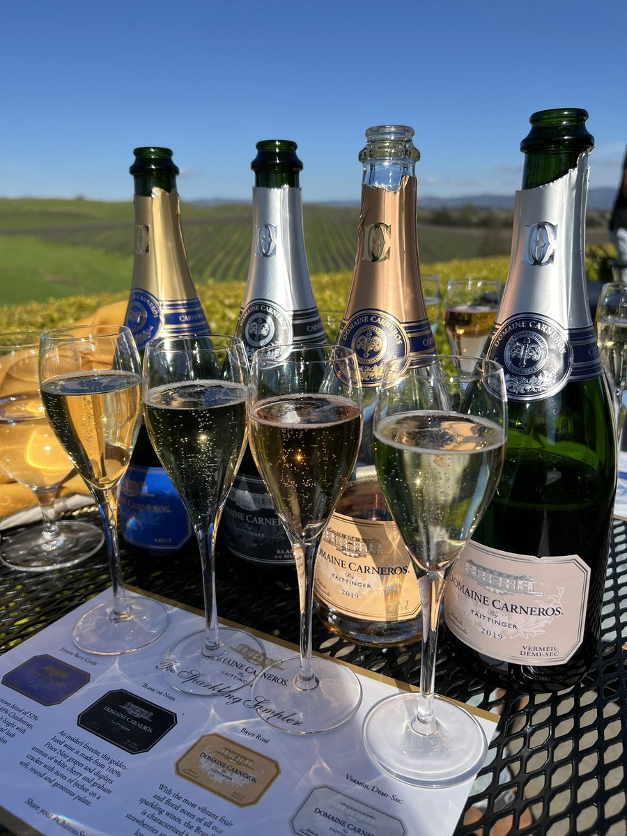 Domaine Carneros offers some exquisite bubbles. Have you been there or enjoyed their sparkling wines? #valentinesday2024 @domainecarneros