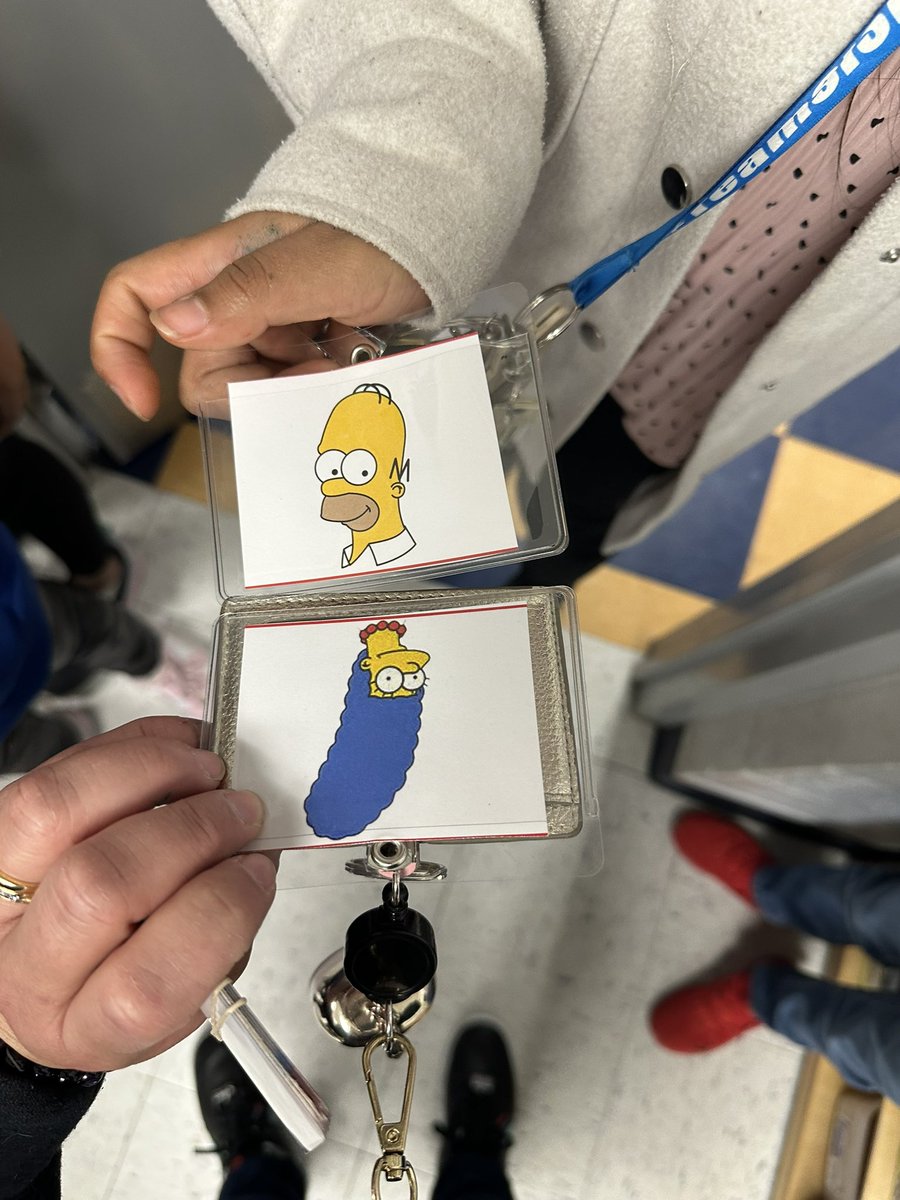 I found my Homer! 😍❤️ #TurnItUp <a href="/LChavez_ES/">Brenda Mills</a>