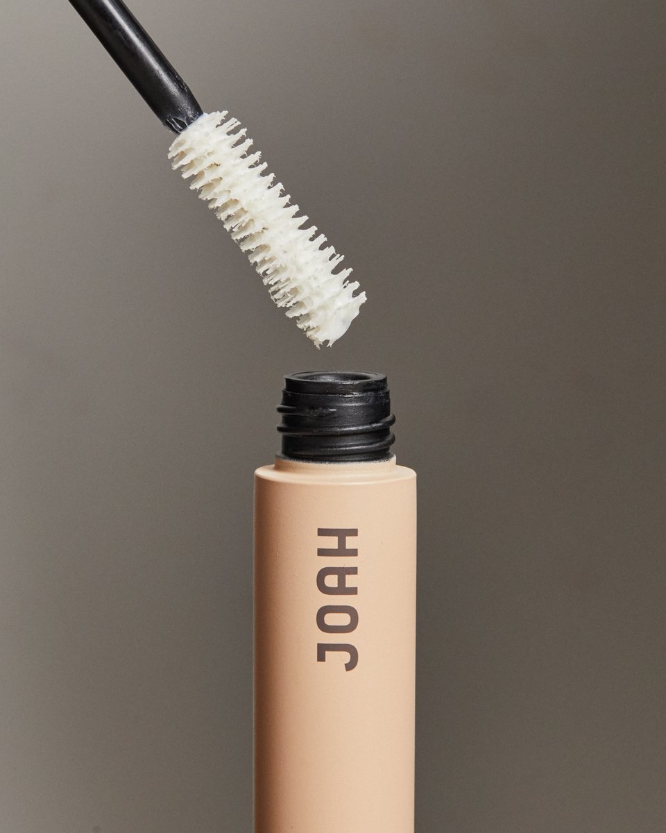 Perfectly primed lashes.

Our Lash Boosting Primer extends mascara wear while enhancing lash volume and length. Infused with Vitamin E and Biotin, this gentle formula is great for sensitive eyes.

#JoahBeauty #KBeauty