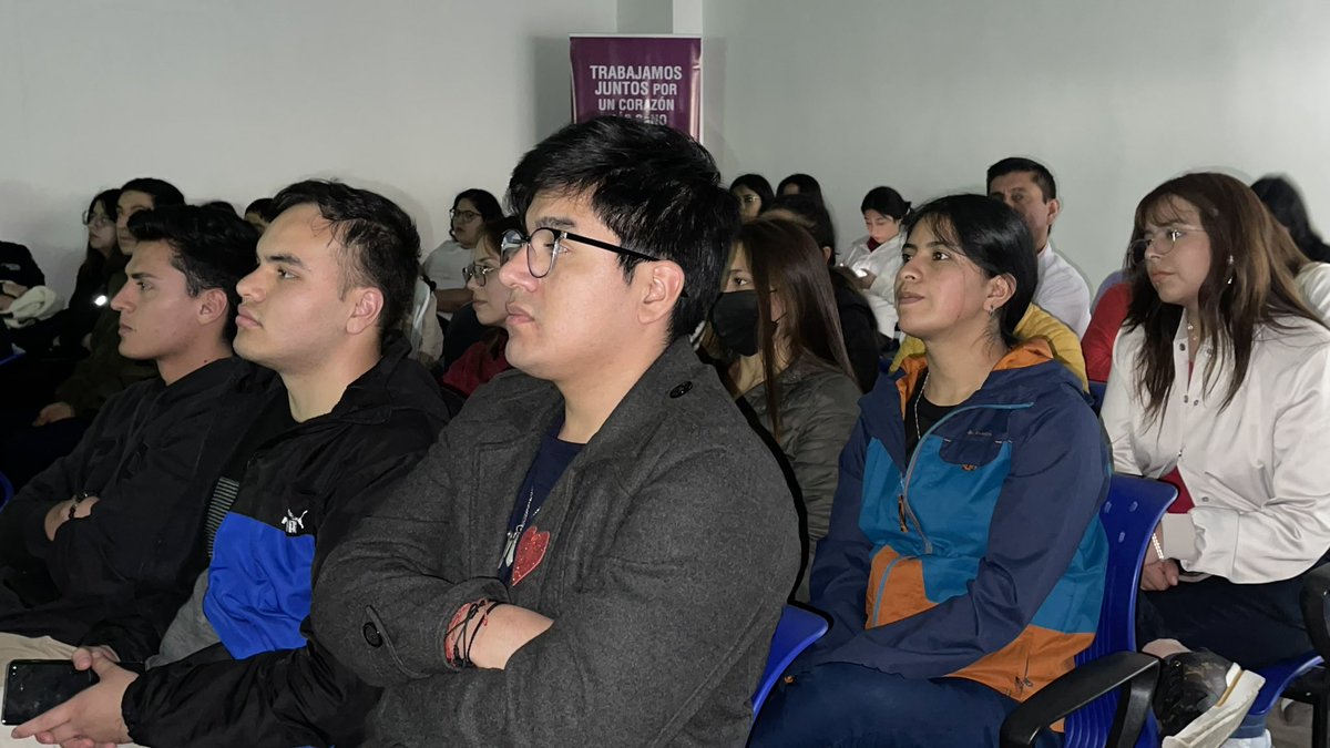 HIAyoraLoja's tweet photo. #ElNuevoEcuador | A esta hora y con la participación de especialistas en cardiopatía de la Ciudad de México se desarrolla en #Webinar desde el @HIAyoraLoja. El objetivo, ampliar conocimientos para la prevención y cuidado de pacientes con cardiopatías congénitas. https://t.co/oMsbXPZppm