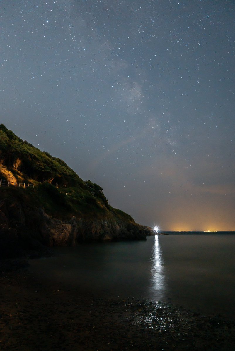 wodeontheroad's tweet photo. Here are some of my favourite Welsh night sky photos to celebrate Welsh Dark Skies Week! 🏴󠁧󠁢󠁷󠁬󠁳󠁿🌌

#welshdarkskiesweek #wales https://t.co/y5kSZdE2Ai