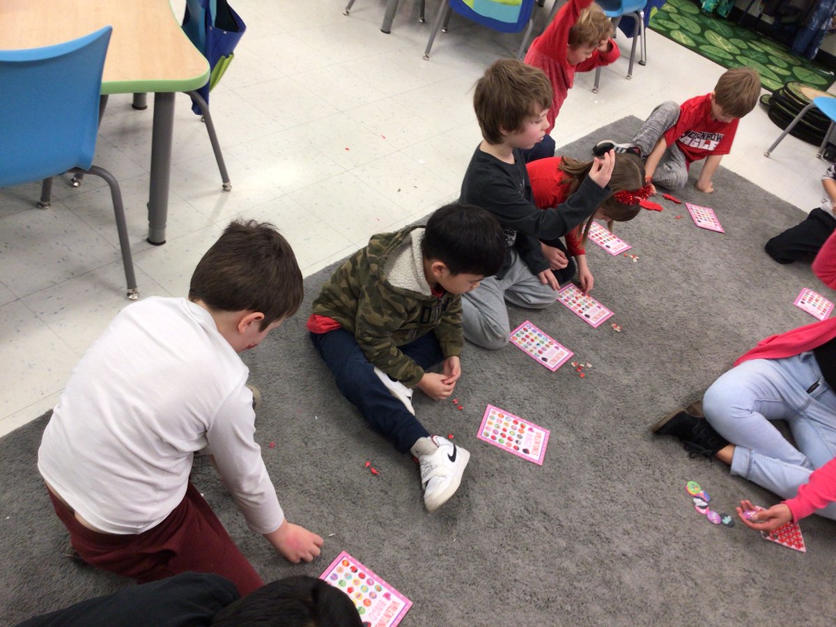 Happy Valentines Day from Mrs. Washak’s friends. @PHSD23 @D23Eisenhower #Proud2BD23