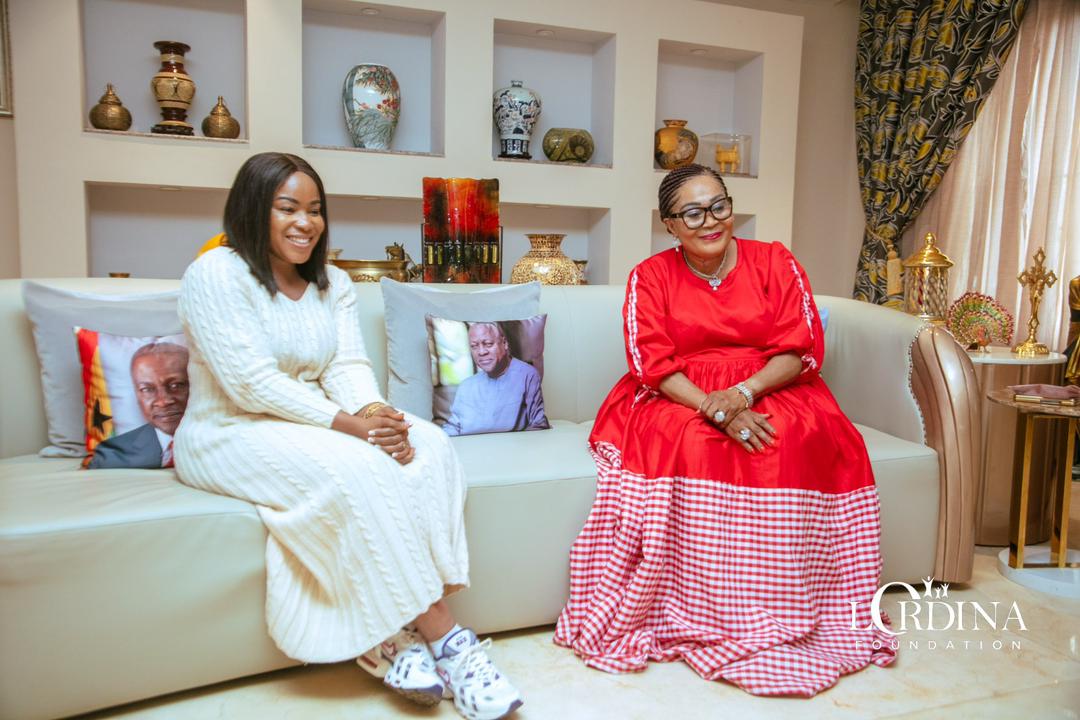 JoyPrimeTV's tweet photo. Chef Faila visits former First Lady Lordina Dramani Mahama to thank her for supporting her Cook-A-thon Attempt in Tamale in December last year. #FailaCookathon #TheUltimateExperience https://t.co/7Bp6UTUSHS