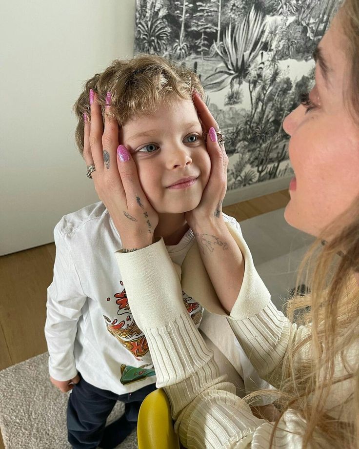 ᅠ𝗇𝖾𝗐 update   by  @ 𝗻𝗮𝘁𝗲𝗮𝗿𝗻𝗮𝘂𝗹𝘁 
ᅠ
— Mis valentines. ❤️‍🩹