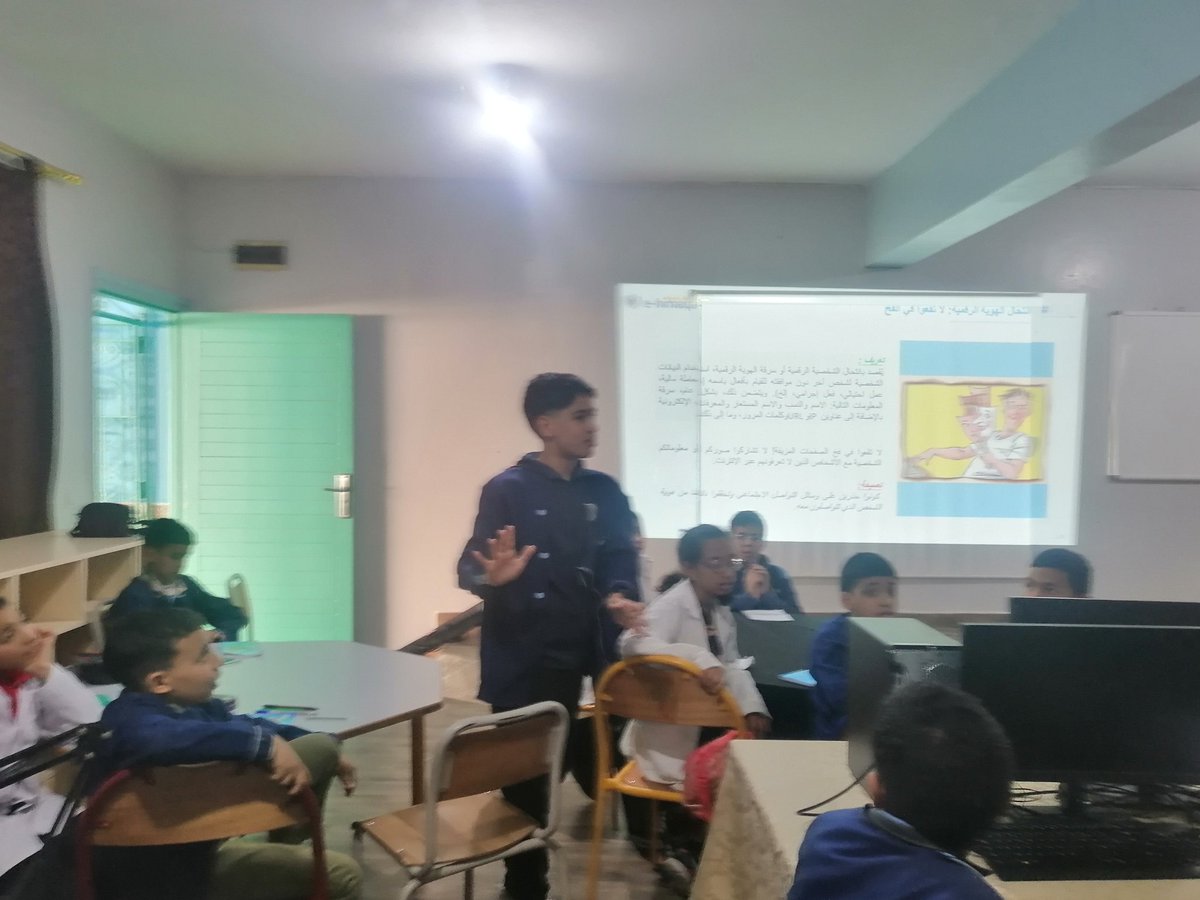 RHOUDDANI BOUCHRA tweet media