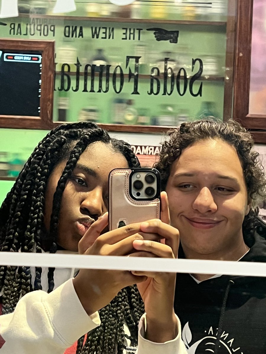 1_413x's tweet photo. happy valentines day to the hottest human being and star in the multiverse @AoNPoke i wouldnt trade anything in the world for him because he’s worth more than a million earths 🫶🏽 https://t.co/qkMGFtoWYh