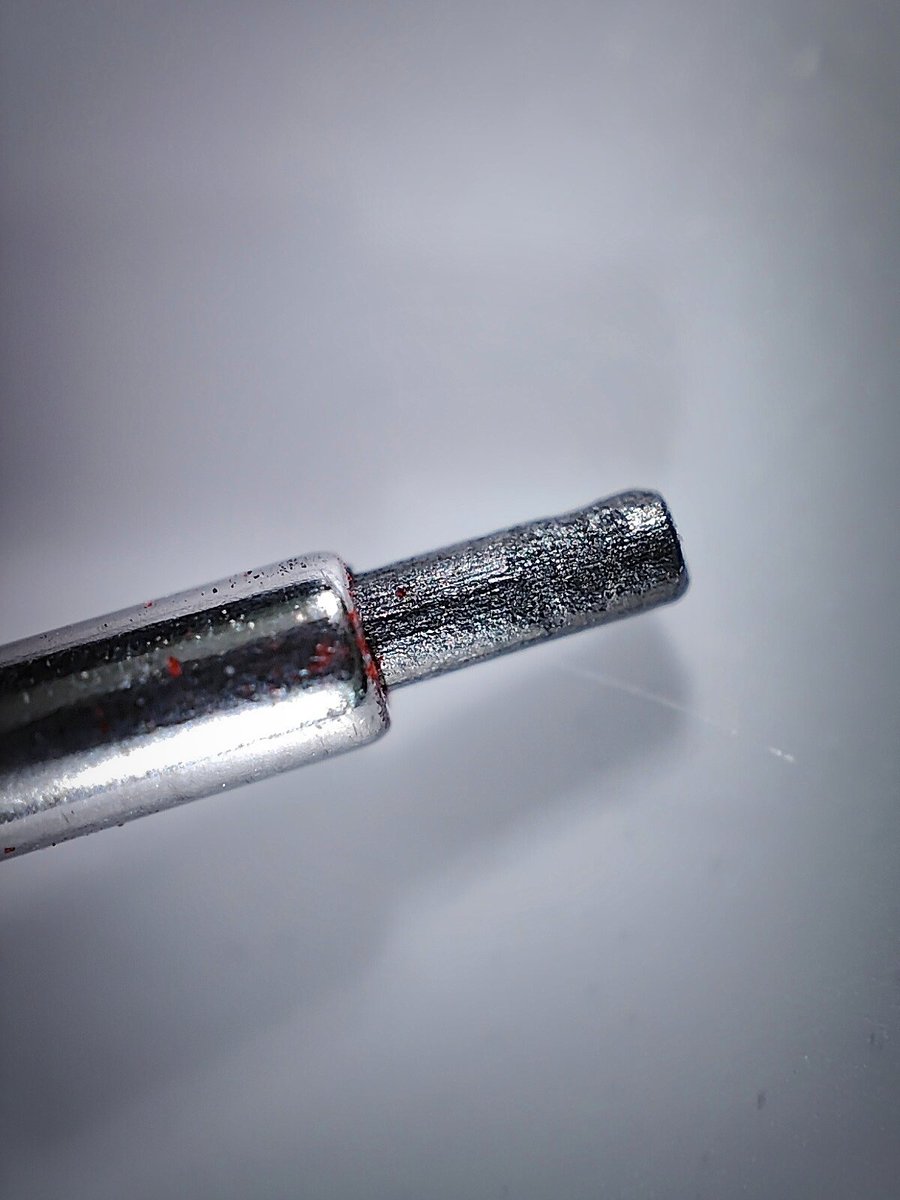 kediheweskari's tweet image. 0.5 uçlu kurşun | kırmızı asetat (marker) | mavi tükenmez

#realmegt2pro 
#microscopecamera 
#PhotographyIsArt