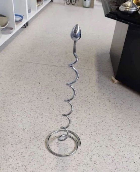 🤔 https://t.co/C9lsczydwU