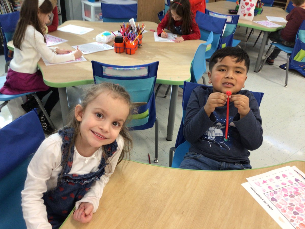 Happy Valentines Day from Mrs. Roth’s friends. @PHSD23 @D23Eisenhower #Proud2BD23