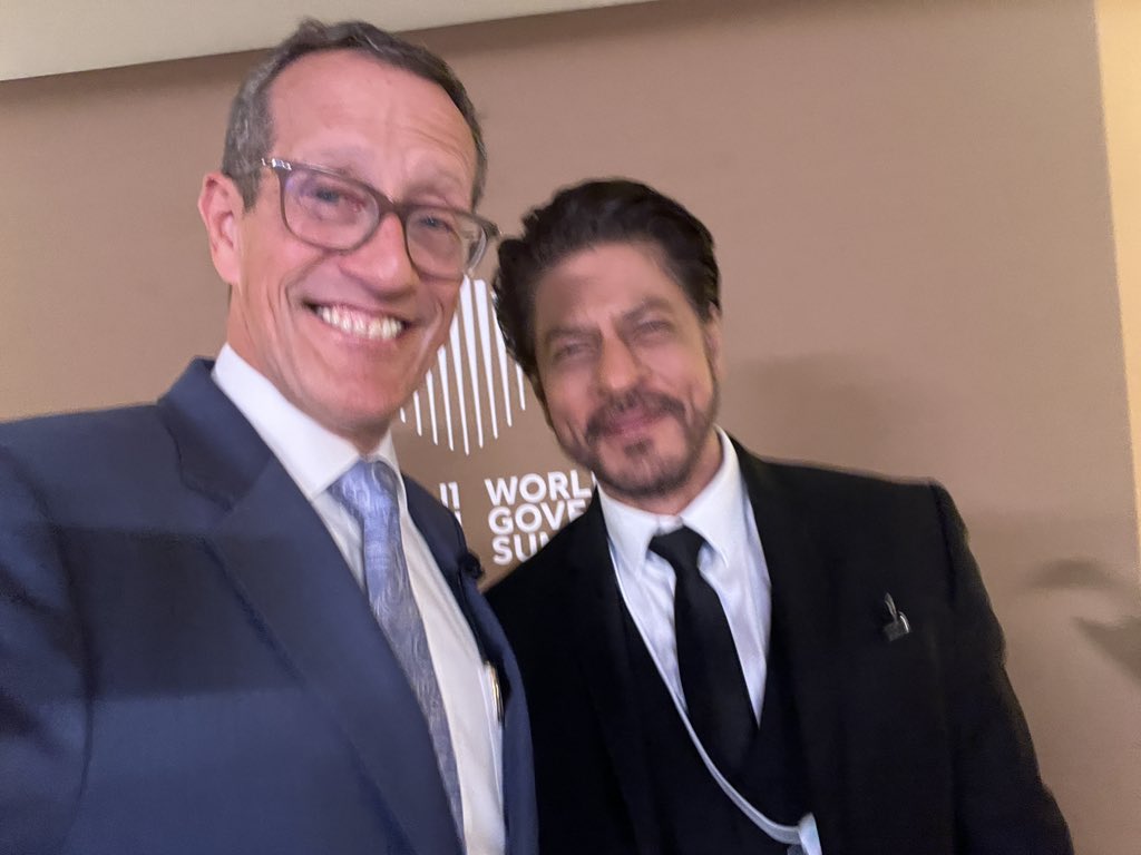 Richard Quest: “Totally fascinated by @iamsrk and his great answers. Esp his impression of James Bond!    He said he’d never been offered a suitable #hollywood role. Gosh. What a loss!” ❤️

@richardquest 
#ShahRukhKhan #SRK #WorldGovernmentSummit #WGS2024