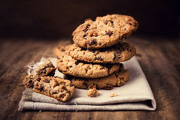 Vegan Recipe : Classic Vegan Chocolate Chip Cookies globalvegans.com/post/classic-v… #VeganRecipe #Vegan