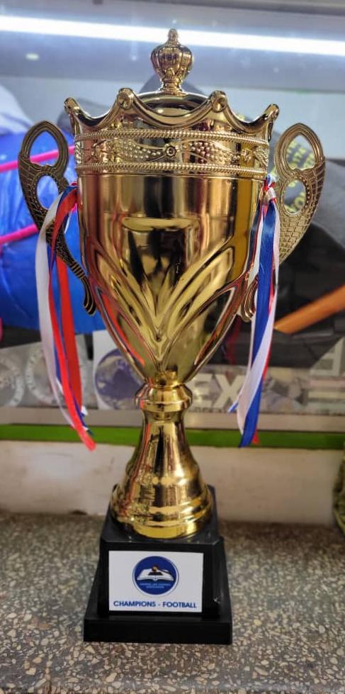 LawStudentsUg's tweet photo. The Football Trophy has arrived today at the Airport. Typically German made🥳 The 5th Uganda Law Students Sports Gala in high spirits 🙏

Happening this Friday at IUEA Play Ground.
#ULSASportsGala https://t.co/UXLTN96PxL
