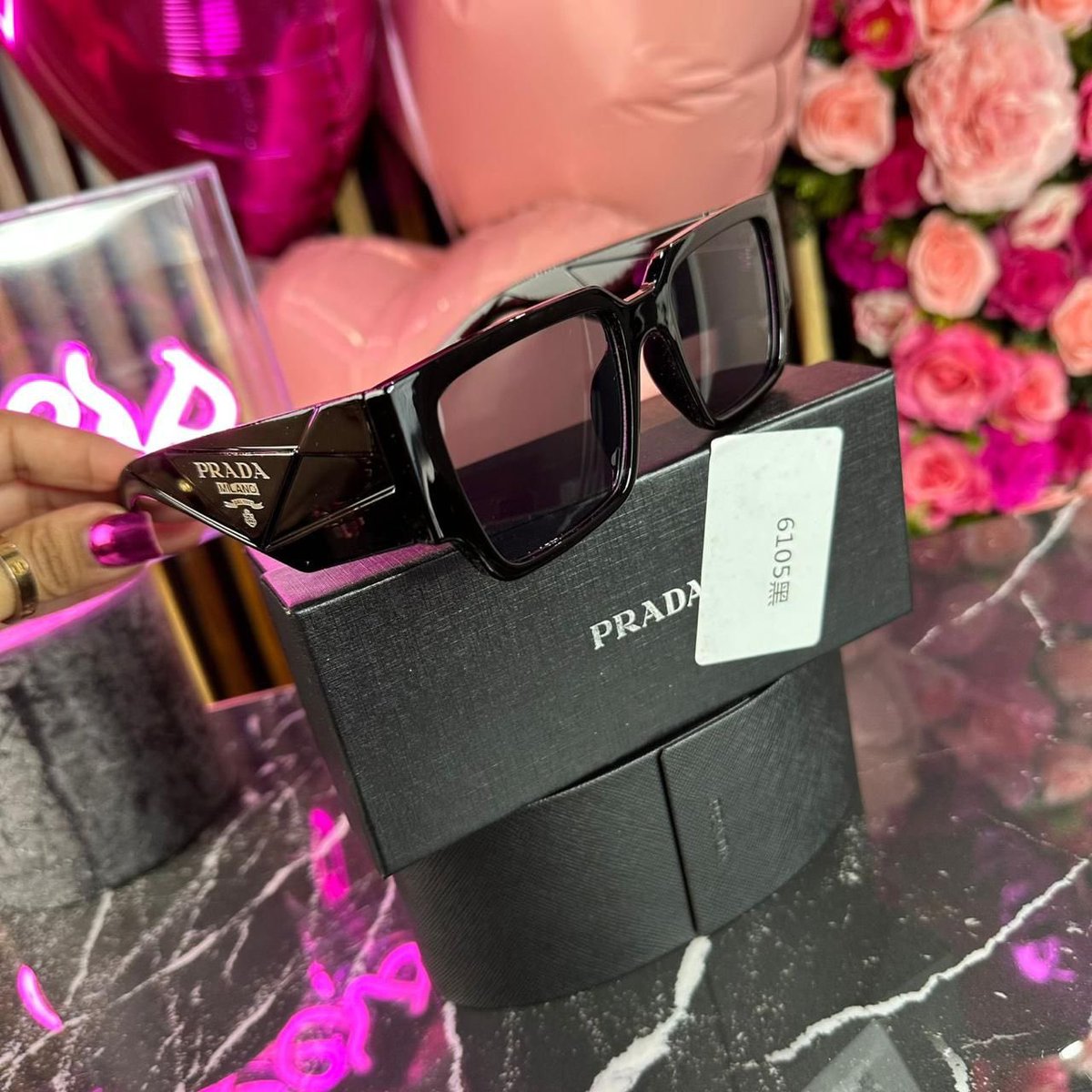 vvtoluca3's tweet photo. Gafas de sol 😍🫶🏽 https://t.co/A4WBFMZXG6