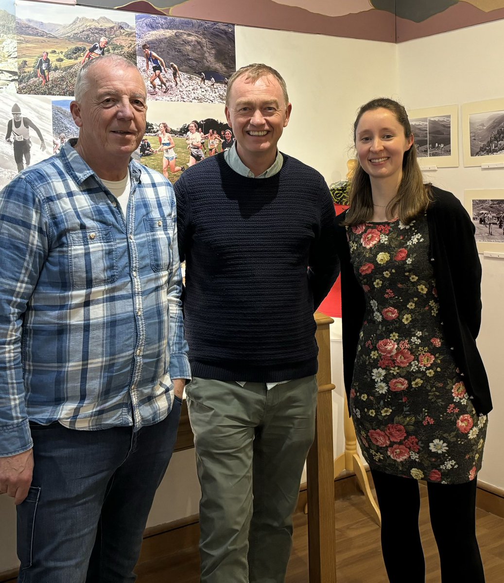 It was fantastic to be at the launch of the Running int’ Fells exhibition at the ⁦@ArmittMuseum⁩ in Ambleside, and so  inspiring to see the sport we love take centre stage. Thanks to the brilliant team who’ve made it happen. runningintfells.com