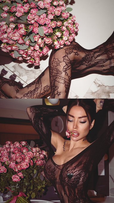 Happy #Valentine2024 babes💘😎 https://t.co/iY1cuWTtj9<a href="/tag/valentine2024"class="tags">#Valentine2024</a>