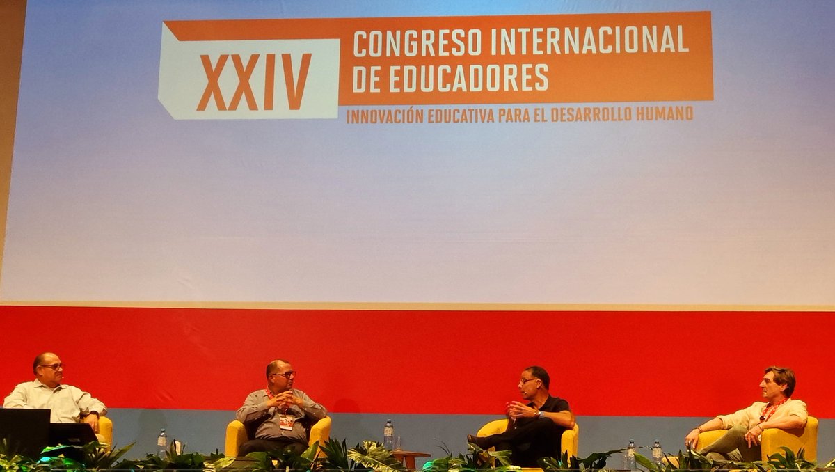 Panel de lujo: tecnologías para la innovación educativa en el #CIE2024 con <a href="/jbossio/">Jorge Bossio</a> <a href="/tonigarias/">Toni García Arias</a> Jorge Cabrera y Francisco Forero
<a href="/InnovaEducape/">Innovación Educativa UPC</a> <a href="/coursera/">Coursera</a>