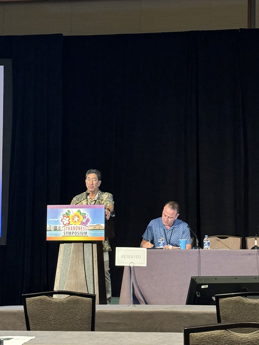 Dr. Ben Starnes @benstarnesmd moderating our aortic/visceral vessel session at the 2024 Strandness Symposium. Dr. Zierler kicking us off with “From the DES Archives: Mesenteric Duplex Scanning”